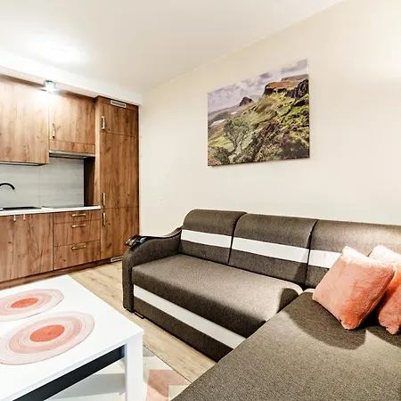 Z Ogrodem I Tarasem - Pod Karpatką *